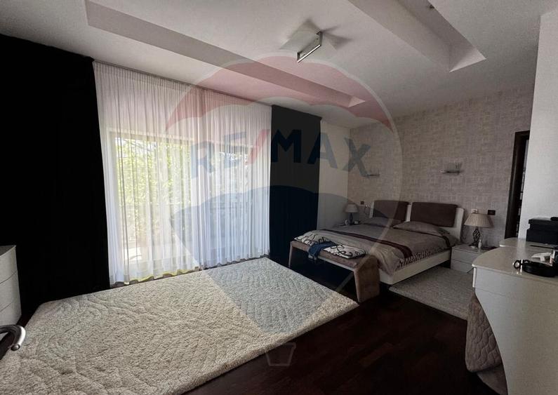 Casa / Vila cu 5 camere de vanzare - 6