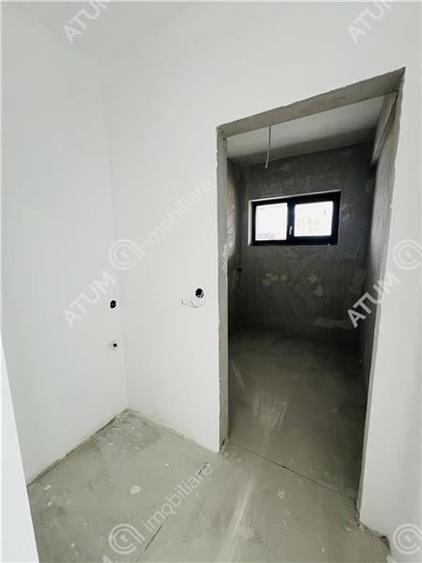 Apartament cu 3 camere si 2 balcone in Selimbar zona Shopping City - 7