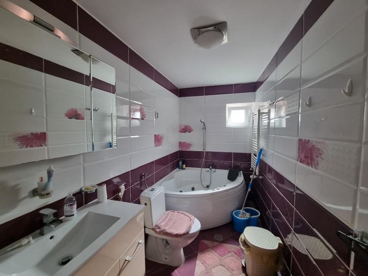 Vila de inchiriat 5 camere Sisesti-Vatra Noua - 9