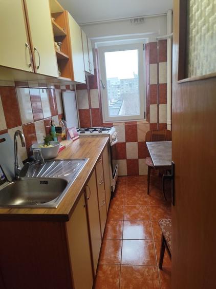 Inchiriez apartament cu doua camere Drumul taberei Valea Salciei Nr - 3
