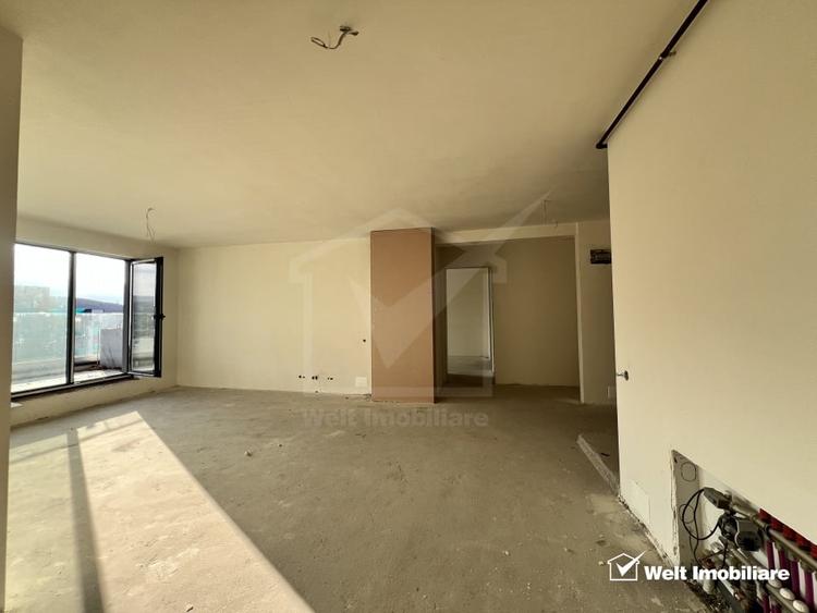 Penthouse cu 3 camere decomandat în Zorilor