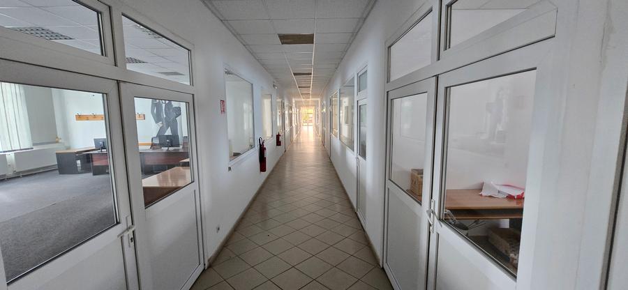 Spatii comerciale speciale de inchiriat in Focsani- cabinete medicale, fitness. - 2