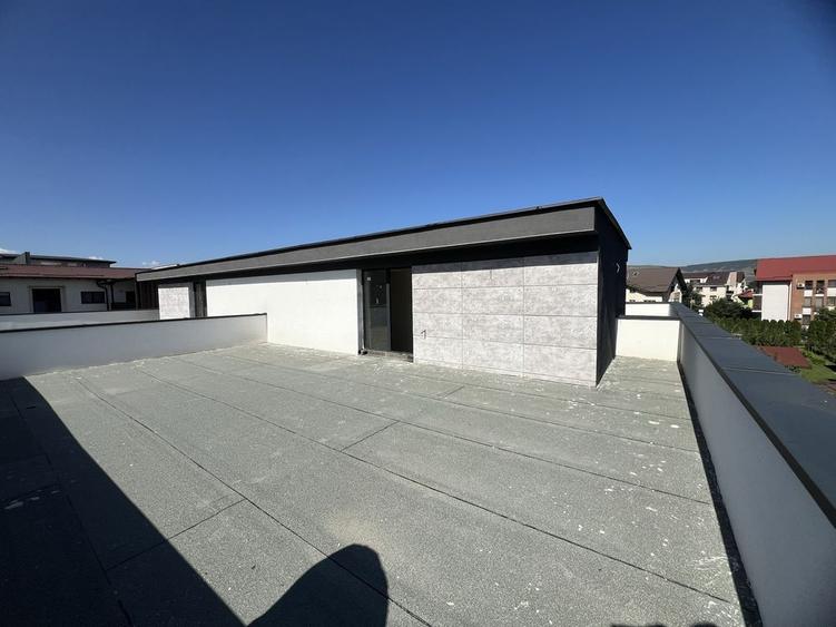 PersoanaFizica Vand Casa Floresti SubCetate Baza Sportiva Parc Poligon - 4