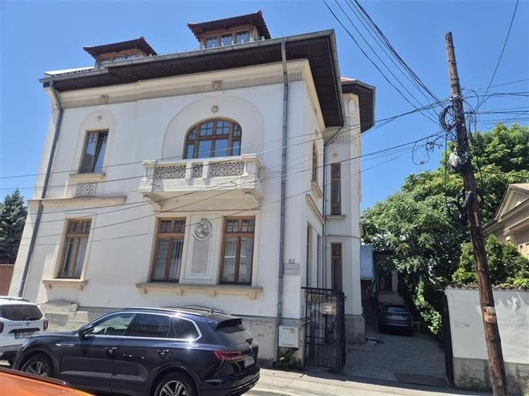 Vila interbelica renovata - de inchiriat pentru birouri - 2