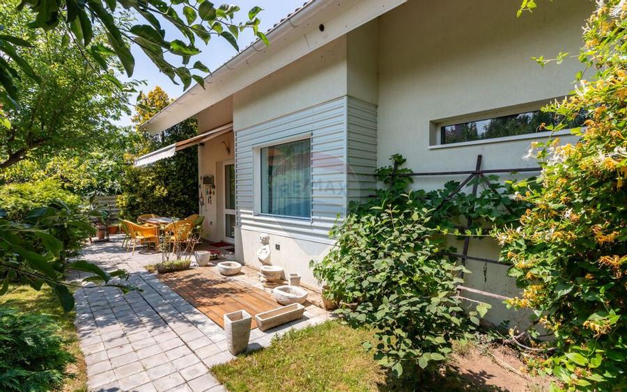 Casa / Vila in Corbeanca, langa lac, zona exclusivista - 19