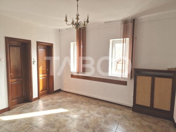 Spatiu de birou zona centrala 68 mpu 3 camere spatioase etaj 2 Sibiu - 11