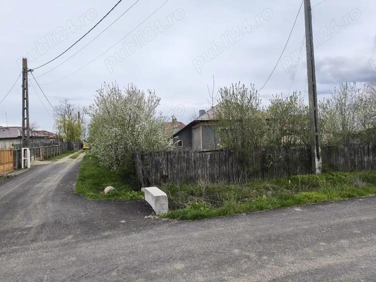 Se vinde casa batraneasca+ teren 2200 mp in Sat Izvoru, Arges - 5