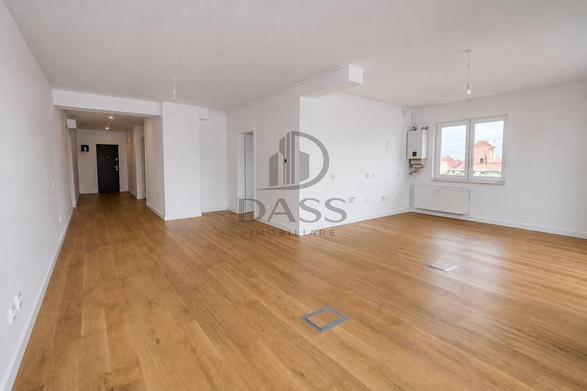 Apartament cu 4 camere decomandat în Hipodrom 1