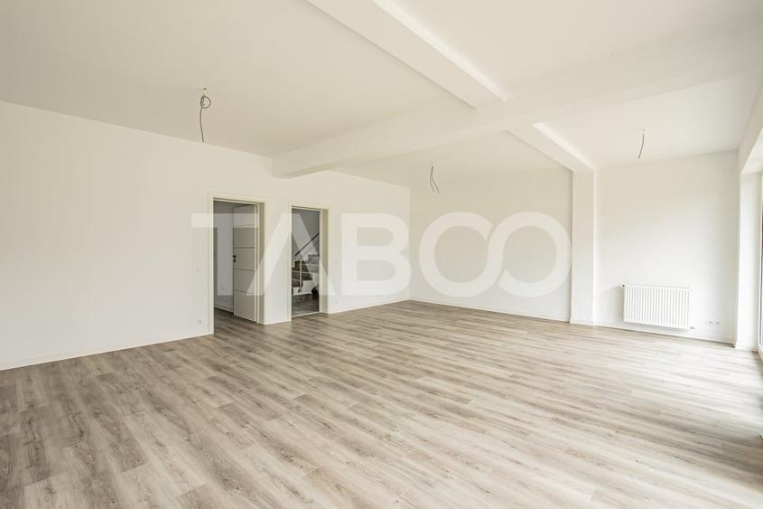 Casa individuala de vanzare 177 mpu 5 camere garaj 3 terase 2 bai - 2