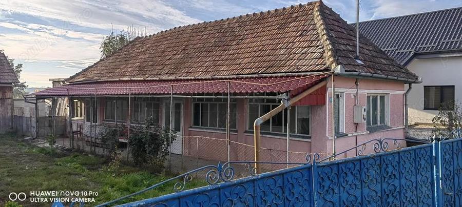 Vand casa in Date?(Data?eni) - 2