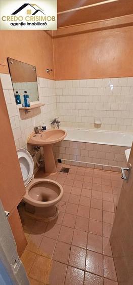 Vand apartament 2 cam cf 1 decomandat - 9