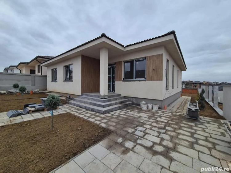 Casa cu curte mare ?i spa?iu verde, zona linistita, Paleu. - 3