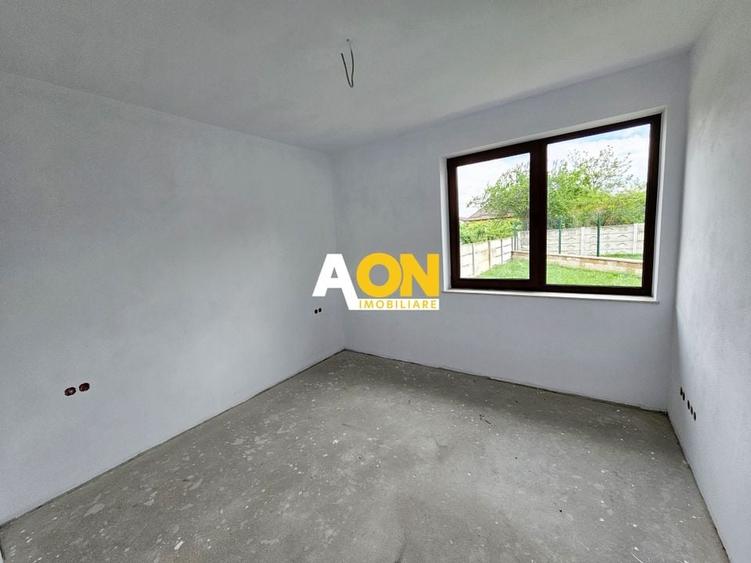 Casa semifinisata, 4 camere, 393 mp teren,  Barabant - 9