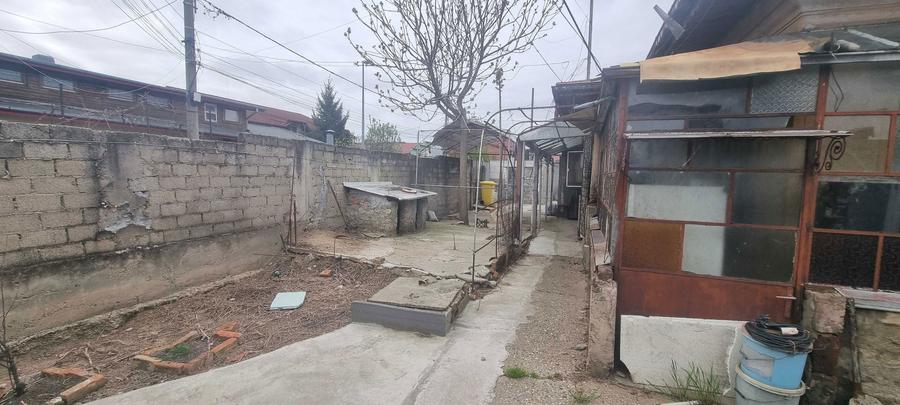 Casa la curte cu teren de inchiriat - 7