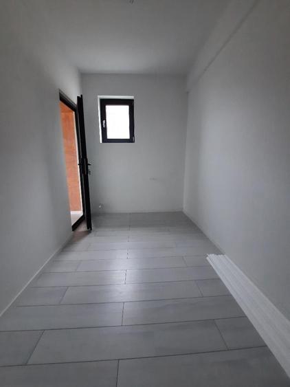 FARA COMISIOANE casa P+M cu 5 camere mari 4 bai 3 dresinguri finisata LA CHEIE - 44