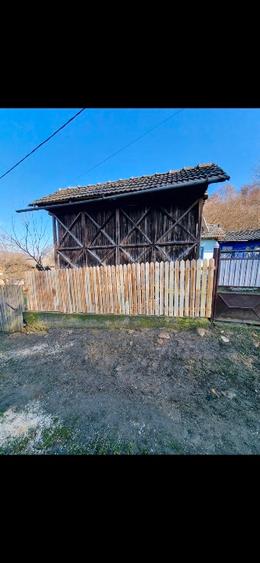 Teren si casa+ anexe de vânzare  - 8