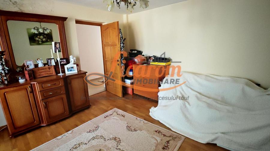 Apartament cu 2 camere decomandat, mobilat în Blumăna