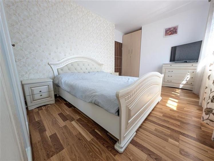 Apartament 3 camere, Andrei Muresanu Sud + Terasa, Garaj - 1