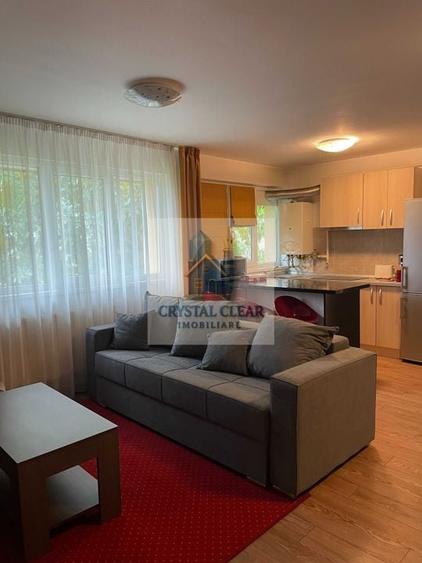 Apartament - Penthouse 5 camere - zona 7 noiembrie - 2