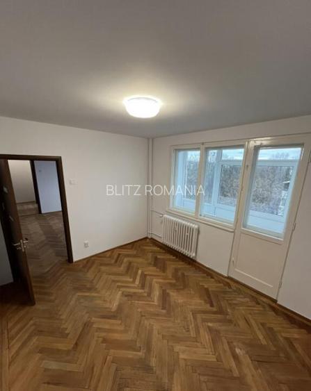 Apartament 2 camere zona Nord (Cameliei), etaj 5, renova