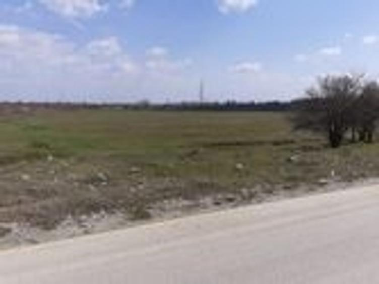 Teren intravilan 10.000 -38.000 mp industrial 1 Decembrie- DN5 stradal - 3