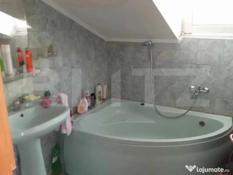 Casa de vanzare, 3 camere, 92 mp, zona Baritiu - 3