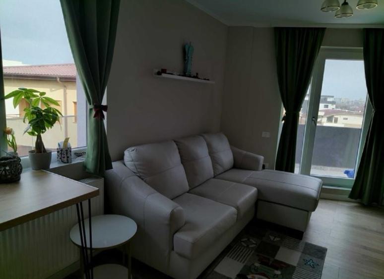 APARTAMENT 3 CAMERE - PALAZU MARE - 1