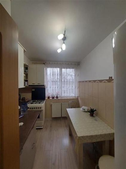 Apartament de vanzare cu 3 camere in Onesti - 7