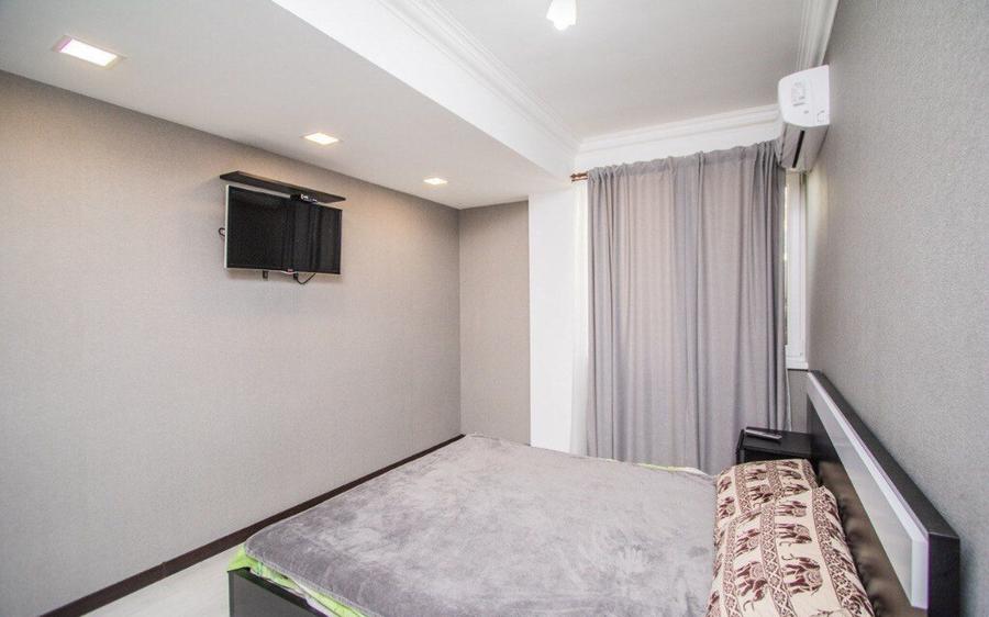 1 camera zona Sagului - 3