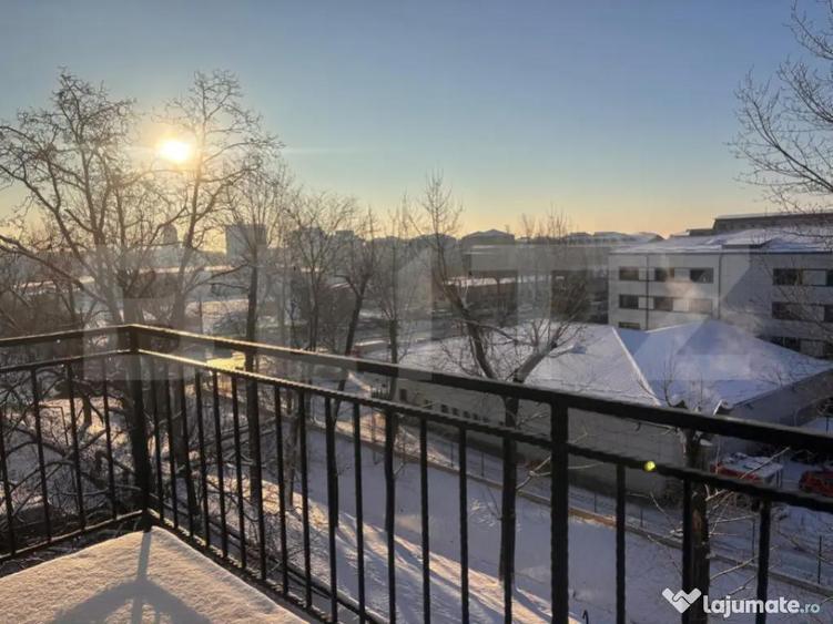 Apartament 2 camere, 61 mp, zona Centrala - 1