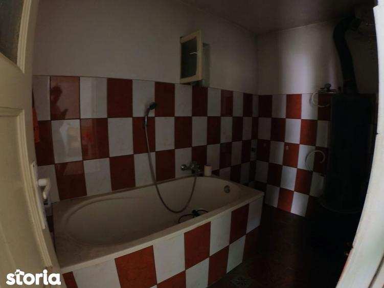 Casa cu teren generos de vanzare in orasul Miercurea Sibiului - 9