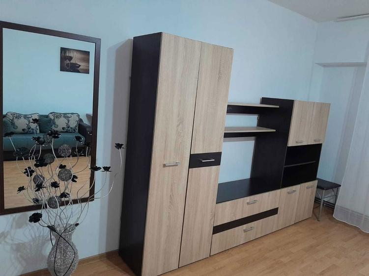 Inchiriez garsoniera - 7