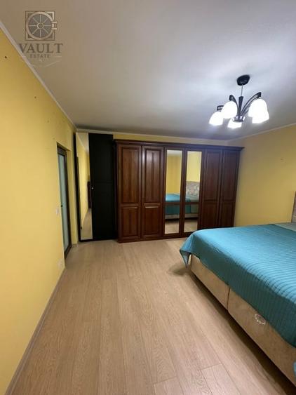 APARTAMENT 3 CAMERE-13 SEPTEMBRIE-CENTRALA-2 BAI-BLOC REABILITAT-HOL H - 14