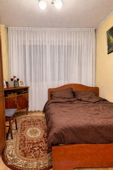 Inchiriez apartament 3 camere - 2