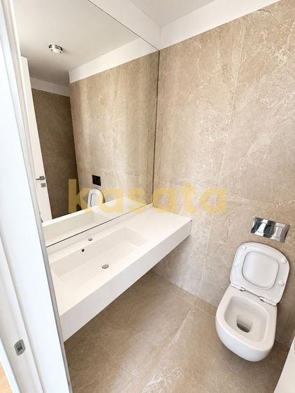 Apartament cu 3 camere semidecomandat în Barbu Văcărescu