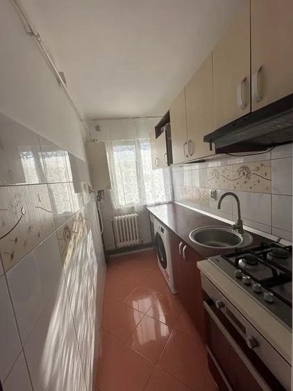 Apartament de 2 camere, zona Mircea cel Batran - 4
