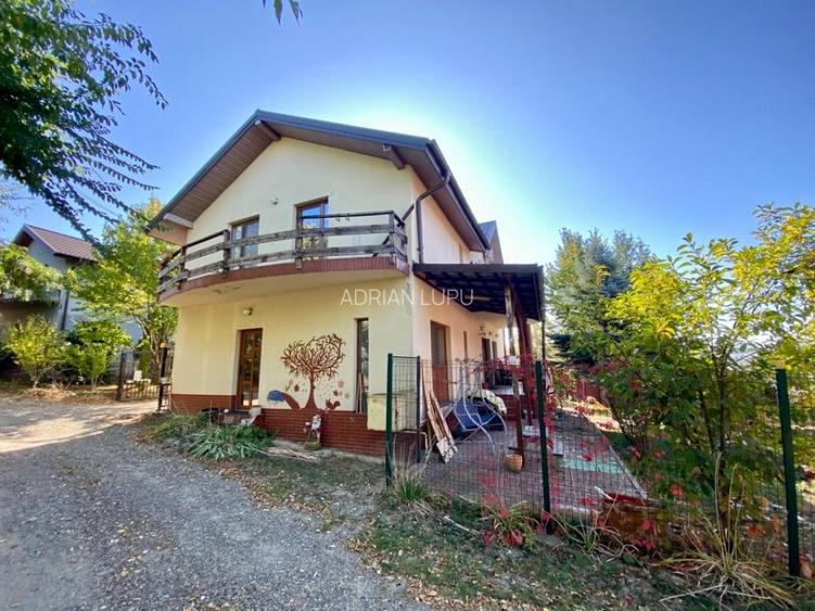 Vanzare Casa Pietraria-Barnova 147 mp utili+475 mp Teren Vanzare Casa Pietraria-Barnova 147 mp utili+475 mp Teren