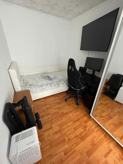 Apartament de vanzare - 4