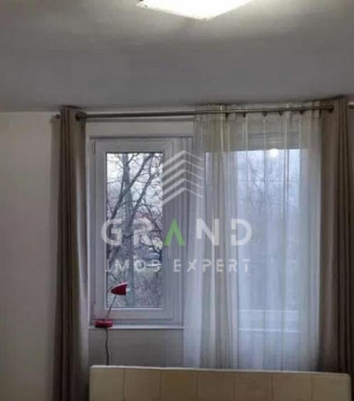 Inchiriere Apartament semidecomandat | 2 camere | etaj 1 | I - 3