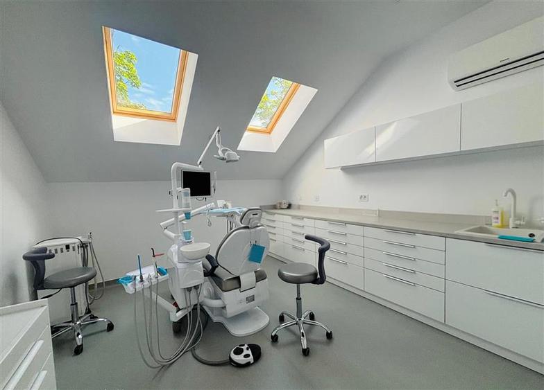 CABINETE DE INCHIRIAT STOMATOLOGIE| CENTRAL |STR. IULIU MANIU| ORADEA - 5