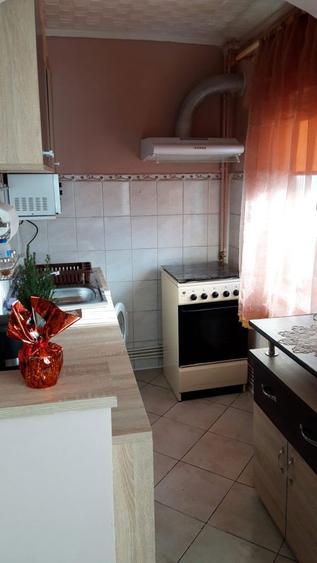 Inchiriez apartament cu o camera mobilat in Turda zona Micro 1 - 8