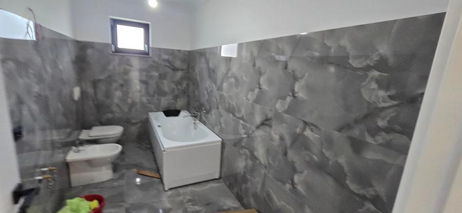Casă individuală cu 3 camere cu Teren 500 Mp în Nord-Est