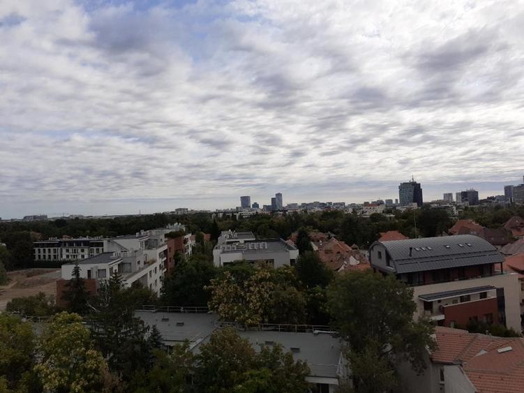 Penthouse cu 2 camere circular în Arcul de Triumf