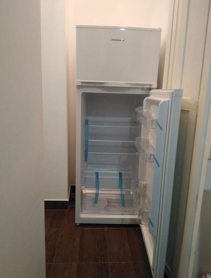 Inchiriez garsoniera - 4