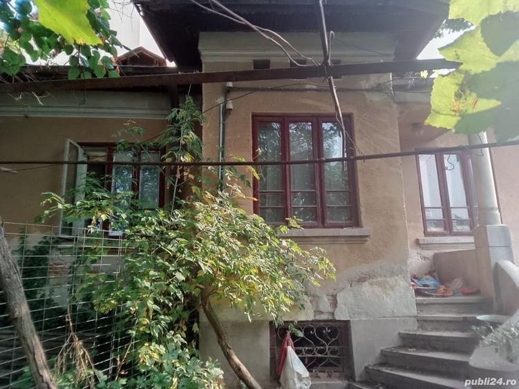 Vand casa Craiova zona centrala 210.000.euro negociabil - 1