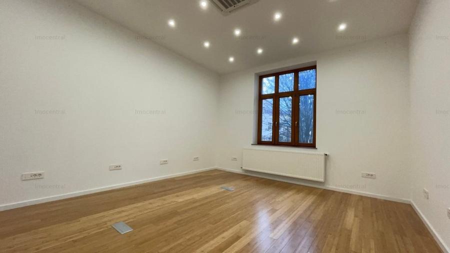 Birou 150mp renovat ultrafininsat pe strada Horea - 13