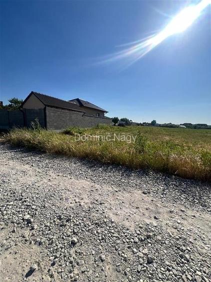 Teren Construcții intravilan de 1570 mp, în Cihei Teren Construcții intravilan de 1570 mp, în Cihei