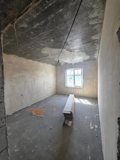 Casa pe parter 130 mp construiti, 400 mp curte zona Metro - 4