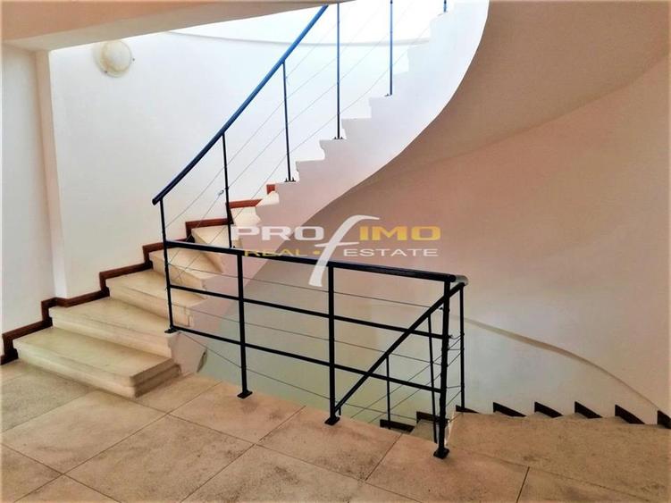 Costinesti - Vila P+1E+terasa, cu 9 camera, cu.teren 977mp. dubla deschidere - 21