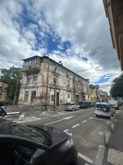 Parcul Carol-Palatul Parlamentului/Apartament doua camere/An 1890-Risc seismic 1 - 1